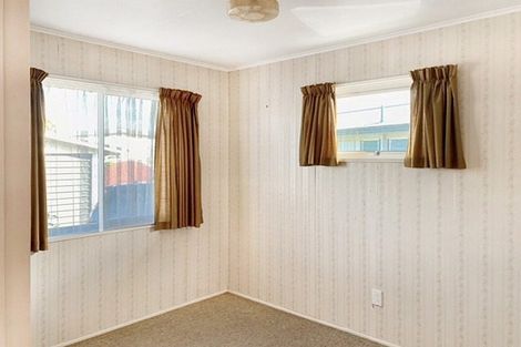 Photo of property in 7 Guildford Street, Tamatea, Napier, 4112