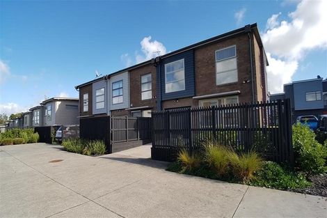 Photo of property in 17 Mollusc Road, Hobsonville, Auckland, 0616