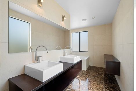 Photo of property in 39 Granger Road, Cockle Bay, Auckland, 2014