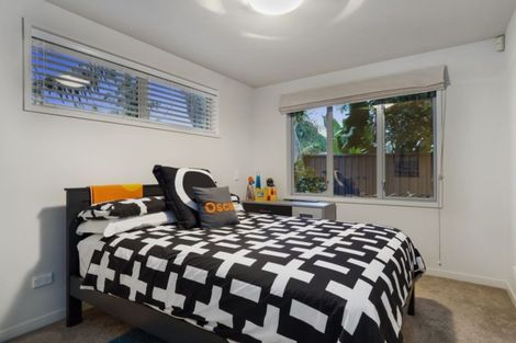 Photo of property in 1a Brown Street, Hauraki, Auckland, 0622