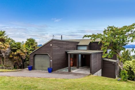 Photo of property in 73 Wakeman Road, Acacia Bay, Taupo, 3330