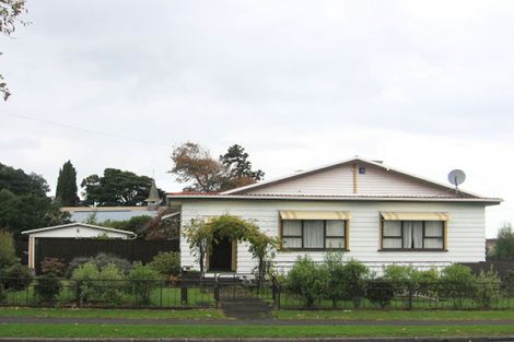 Photo of property in 18 Lupton Road, Manurewa, Auckland, 2102