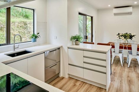 Photo of property in 63 Omapere Street, Whitby, Porirua, 5024