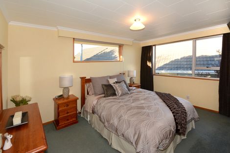 Photo of property in 13 Estuary Crescent, Fairfield, Dunedin, 9018