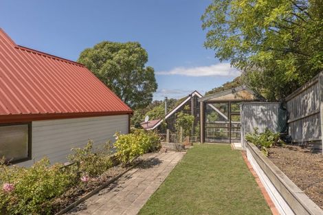 Photo of property in 4 De Thier Lane, Richmond Hill, Christchurch, 8081