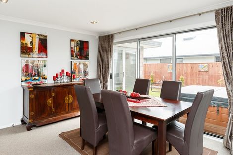 Photo of property in 47 Rodeo Drive, Kelvin Grove, Palmerston North, 4414