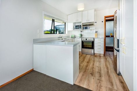 Photo of property in 85 Pacific Road, North New Brighton, Christchurch, 8083