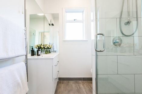 Photo of property in 1 Te Awa Avenue, Te Awa, Napier, 4110