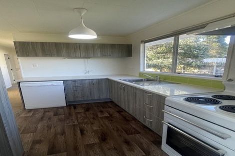 Photo of property in 42 Claverdon Drive, Massey, Auckland, 0614