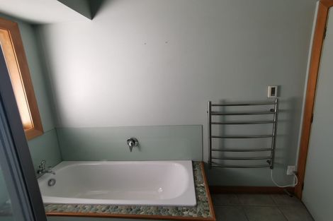 Photo of property in 14 Lyttelton Avenue, Forrest Hill, Auckland, 0620