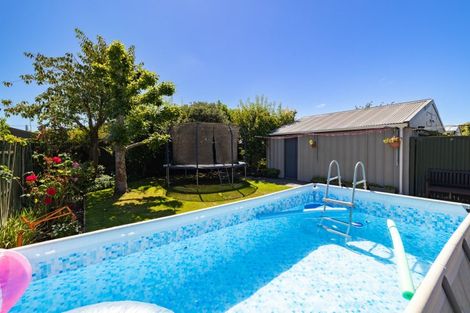 Photo of property in 105 Lowry Avenue, Redwood, Christchurch, 8051