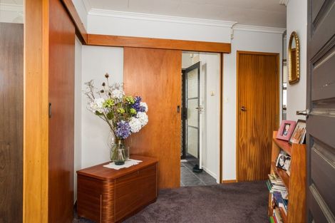 Photo of property in 2 Mason Street, Riverdale, Gisborne, 4010