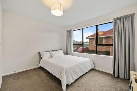 Photo of property in 16 Dunedin Street, Redwood, Christchurch, 8051