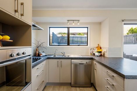 Photo of property in 10 Birch Hill Place, Dinsdale, Hamilton, 3204