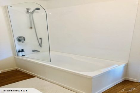 Photo of property in 65b Mountain Road, Mangere Bridge, Auckland, 2022