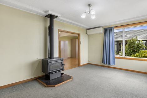 Photo of property in 17 Salmond Street, Halfway Bush, Dunedin, 9010
