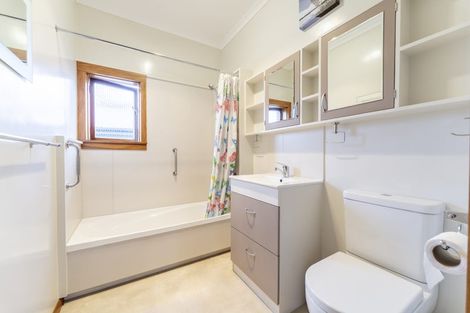 Photo of property in 37 Buchanan Street, Parkside, Timaru, 7910