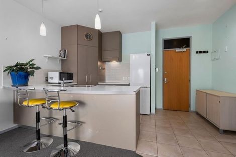 Photo of property in 11/26 Lovell Court, Rosedale, Auckland, 0632