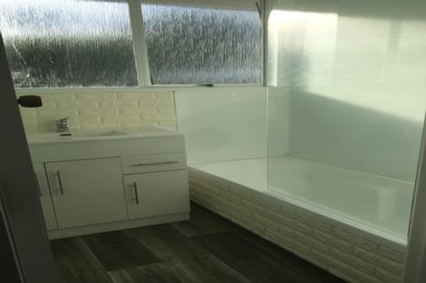 Photo of property in 28 Blomfield Street, Nawton, Hamilton, 3200