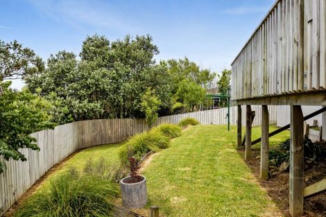 Photo of property in 102 Seaview Road, Westown, New Plymouth, 4310