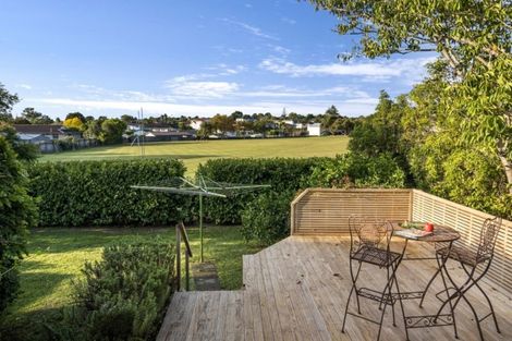 Photo of property in 112 Gills Road, Bucklands Beach, Auckland, 2014