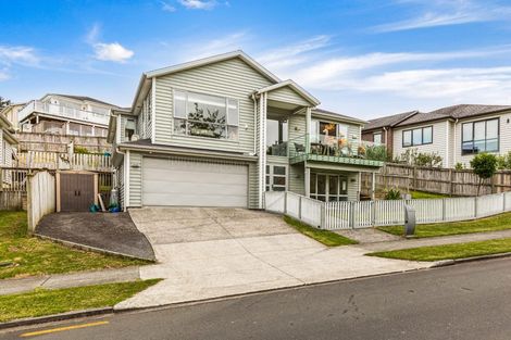 Photo of property in 9 Korihi Drive, Swanson, Auckland, 0614