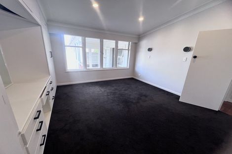 Photo of property in 8 Onepoto Road, Hauraki, Auckland, 0622