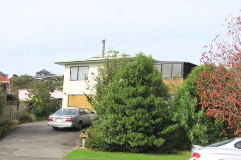 Photo of property in 25 Albert Hall Drive, Red Beach, 0932