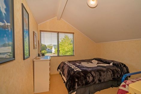 Photo of property in 17 Endeavour Close, Whitianga, 3510