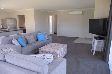 Photo of property in 7 Seafoam Place, Waihi Beach, 3611