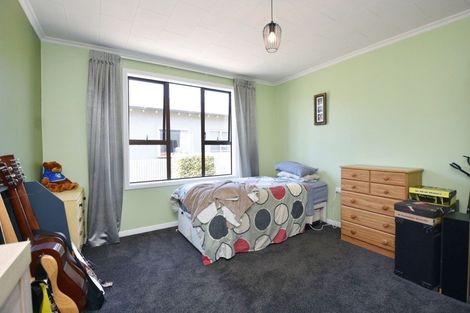 Photo of property in 11 Robertson Street, Richmond, Invercargill, 9810