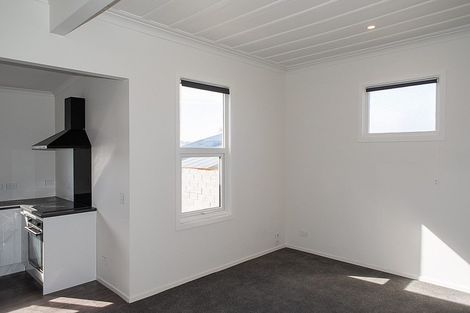 Photo of property in 33 Reid Road, South Dunedin, Dunedin, 9012