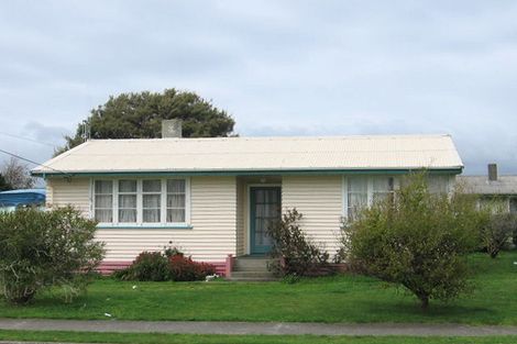 Photo of property in 4 Clyde Street, Levin, 5510