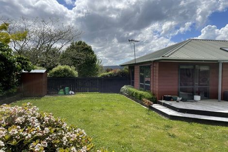 Photo of property in 9 Carlow Grove, Birchville, Upper Hutt, 5018
