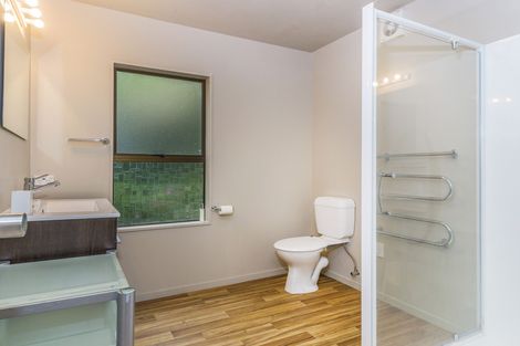 Photo of property in 409 Titirangi Road, Titirangi, Auckland, 0604