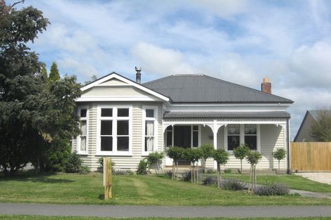 Photo of property in 181 High Street, Oxford, 7430