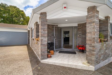 Photo of property in 1/311 Glenfield Road, Glenfield, Auckland, 0629