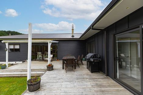 Photo of property in 424 Tapuiwahine Road, Otangiwai, Ongarue, 3997