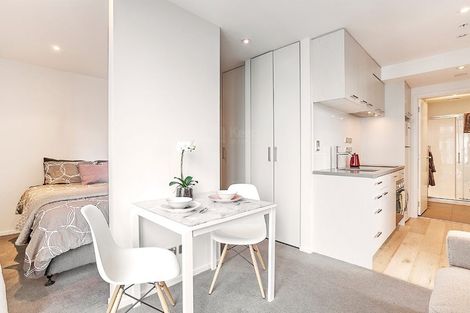 Photo of property in Queen's Residences, 2004/8 Airedale Street, Auckland Central, Auckland, 1010