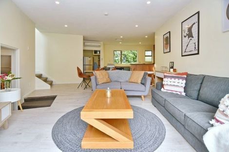 Photo of property in 6 Medbury Terrace, Fendalton, Christchurch, 8041