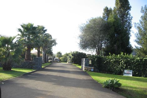 Photo of property in 52 Riverview Road, Kerikeri, 0230