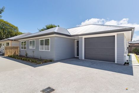 Photo of property in 75a Ward Street, Wallaceville, Upper Hutt, 5018