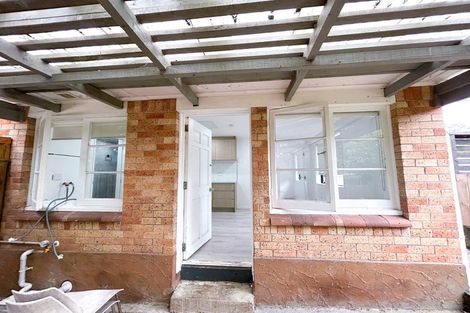 Photo of property in 22 Botany Road, Howick, Auckland, 2010