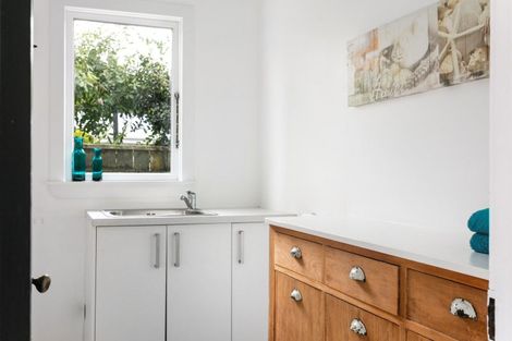 Photo of property in 10 Russell Street, Whataupoko, Gisborne, 4010