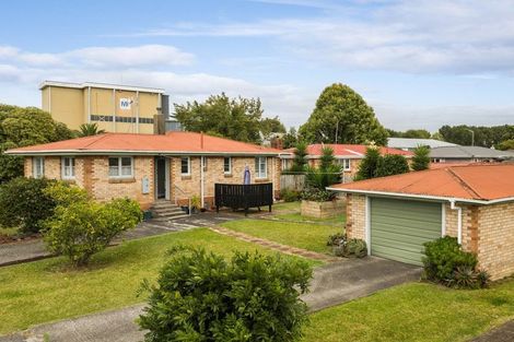 Photo of property in 1 Lee Avenue, Paeroa, 3600