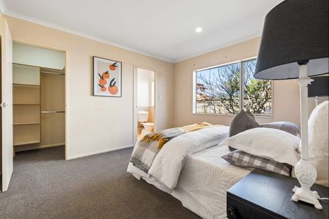 Photo of property in 14 Monash Place, Flat Bush, Auckland, 2016