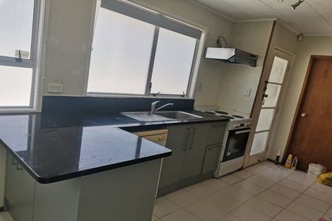 Photo of property in 74 Casuarina Road, Half Moon Bay, Auckland, 2012