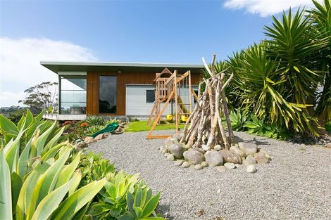 Photo of property in 1408b Devon Road, Brixton, Waitara, 4382