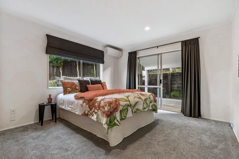 Photo of property in 7 Kerlin Crescent, West Harbour, Auckland, 0618