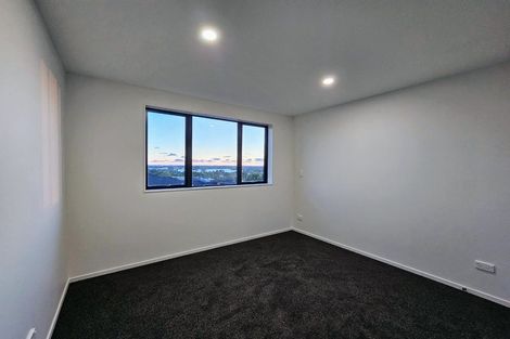 Photo of property in 8 Lewis Road, Pakuranga, Auckland, 2010